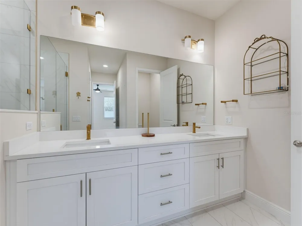 2525 MARIO WAY Clearwater, FL 33761