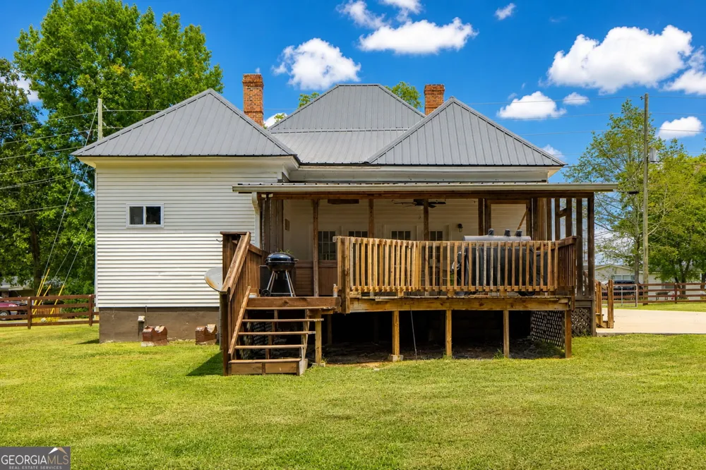 35 Combs ST Locust Grove, GA 30248