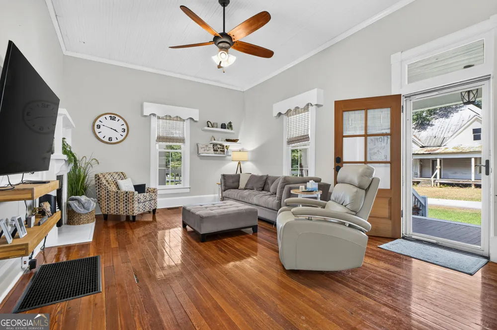 35 Combs ST Locust Grove, GA 30248
