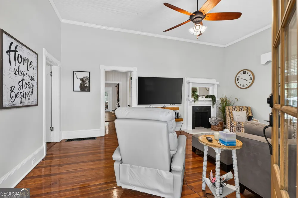 35 Combs ST Locust Grove, GA 30248