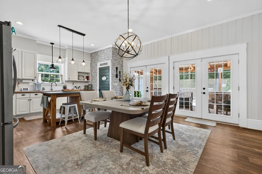 35 Combs ST Locust Grove, GA 30248
