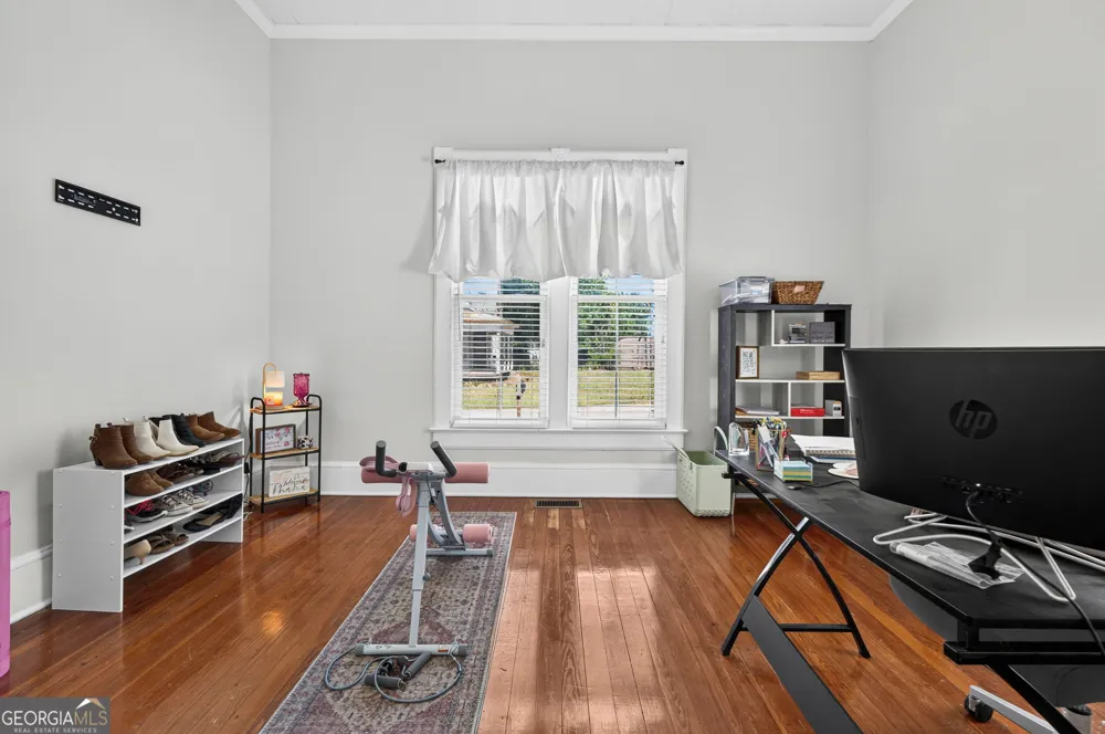 35 Combs ST Locust Grove, GA 30248