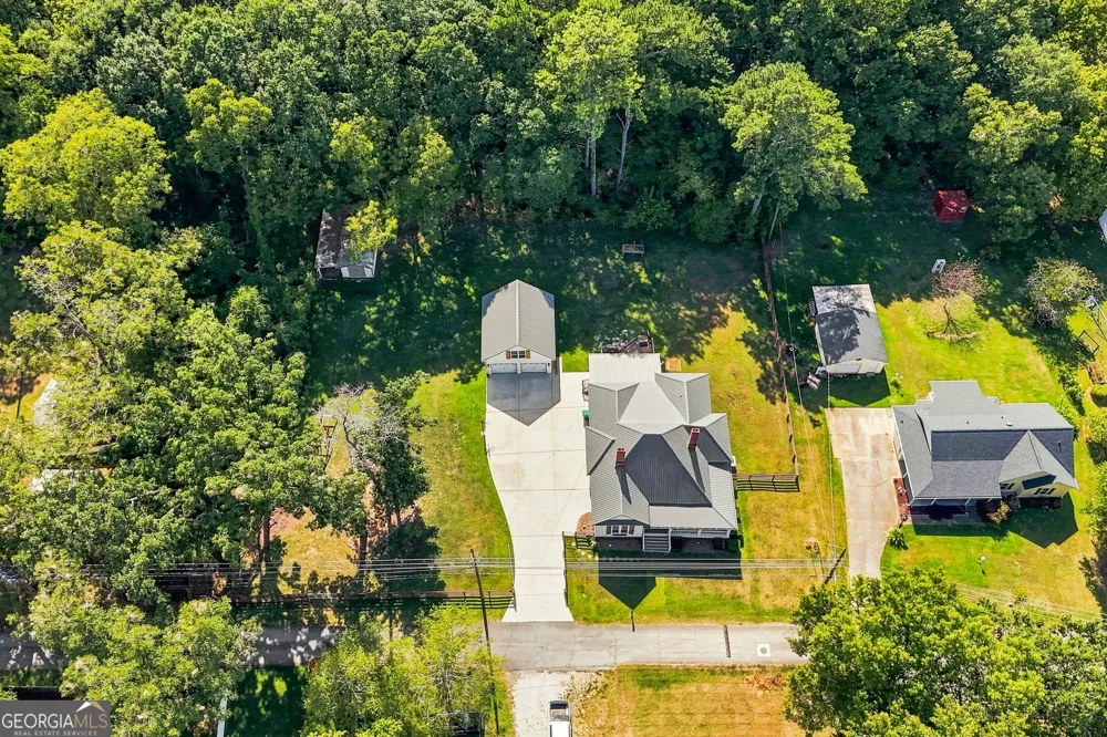 35 Combs ST Locust Grove, GA 30248