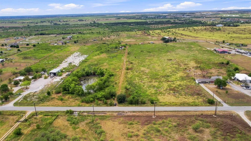 6207 Turnersville Road Creedmoor, TX 78610