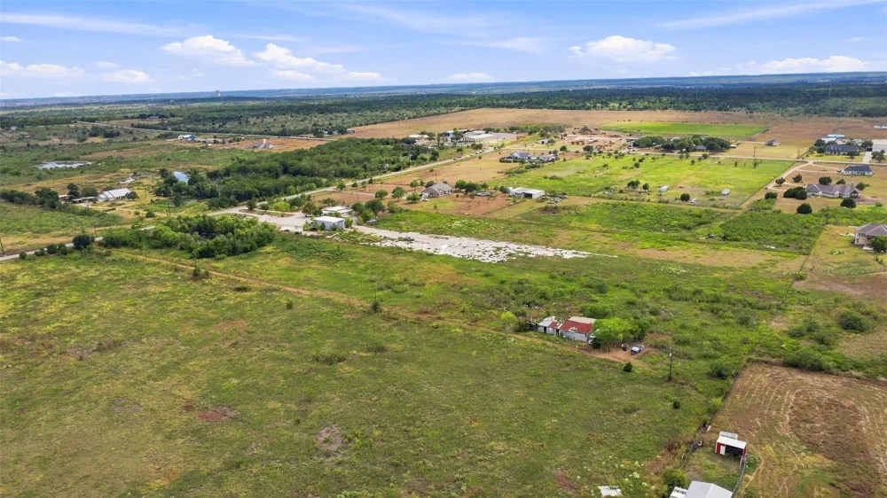 6207 Turnersville Road Creedmoor, TX 78610