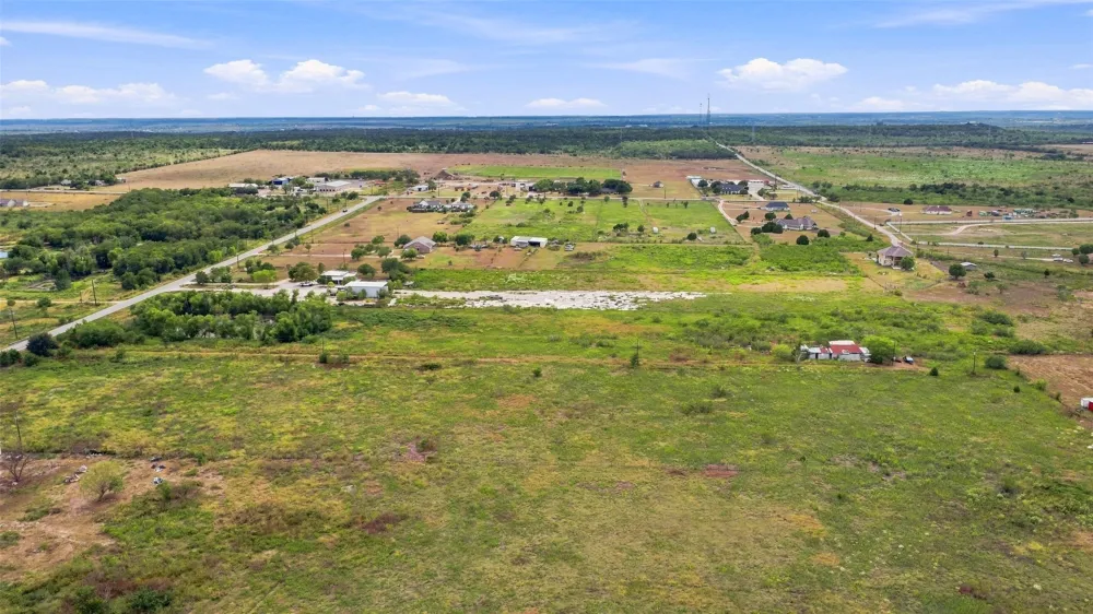 6207 Turnersville Road Creedmoor, TX 78610