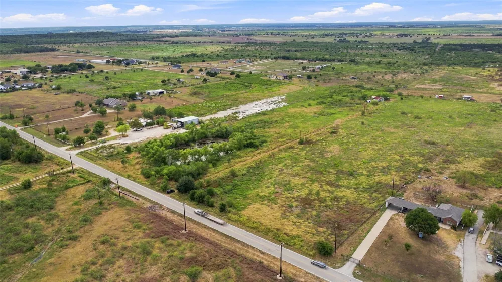 6207 Turnersville Road Creedmoor, TX 78610