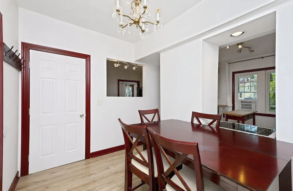 1210 13 1/2 STREET S Fargo, ND 58103
