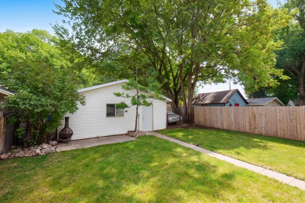 1210 13 1/2 STREET S Fargo, ND 58103