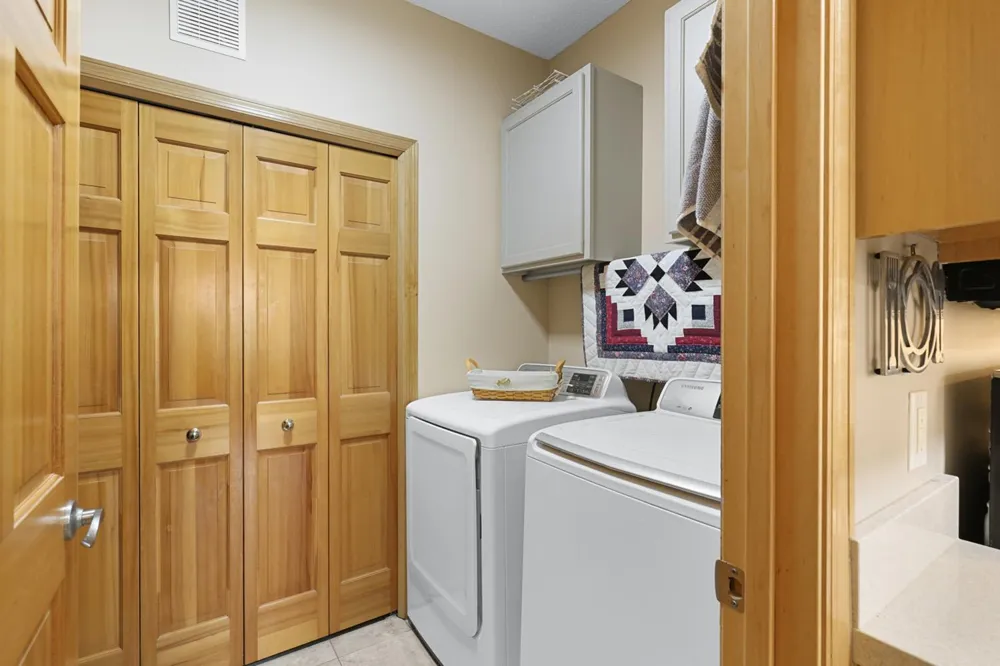 20035 Homestead Court #28 Lakeville, MN 55044