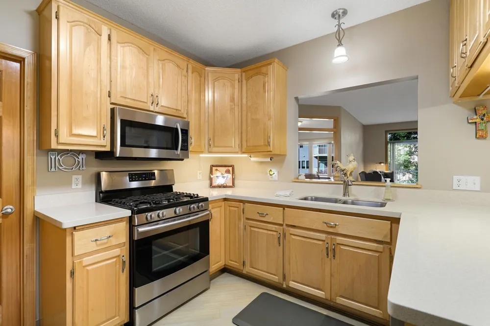 20035 Homestead Court #28 Lakeville, MN 55044