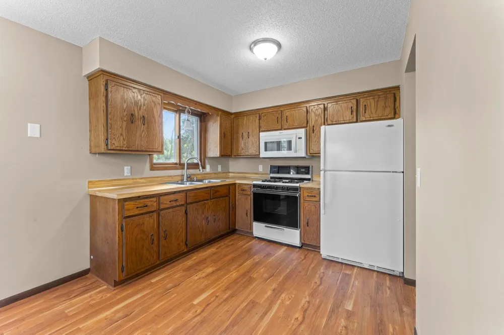 3756 226th Avenue NW Saint Francis, MN 55070