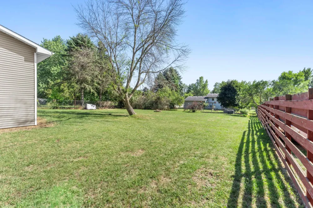 3756 226th Avenue NW Saint Francis, MN 55070