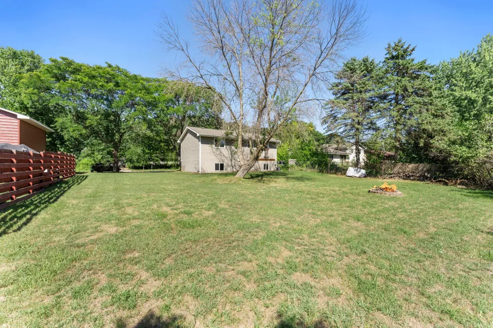 3756 226th Avenue NW Saint Francis, MN 55070