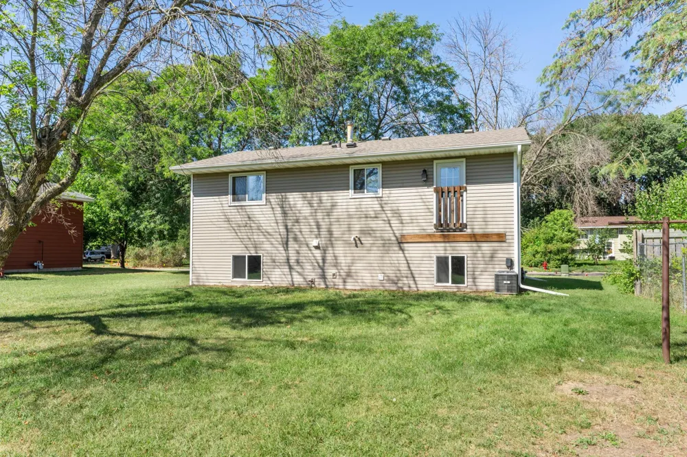 3756 226th Avenue NW Saint Francis, MN 55070