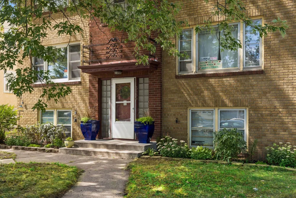 5536 Nicollet Avenue #3 Minneapolis, MN 55419