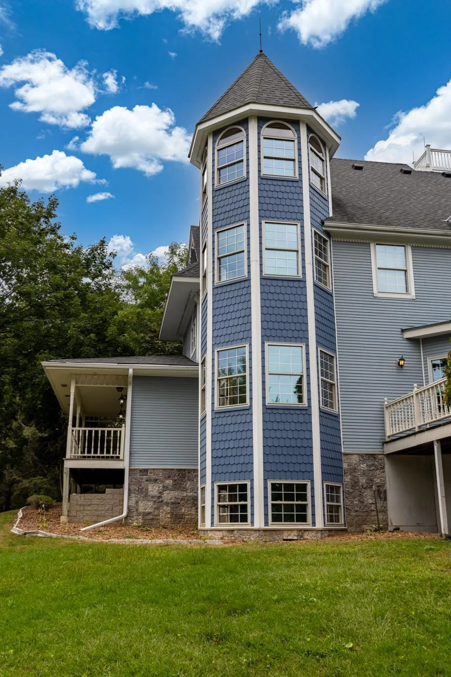 8620 Inver Grove Trail Inver Grove Heights, MN 55076