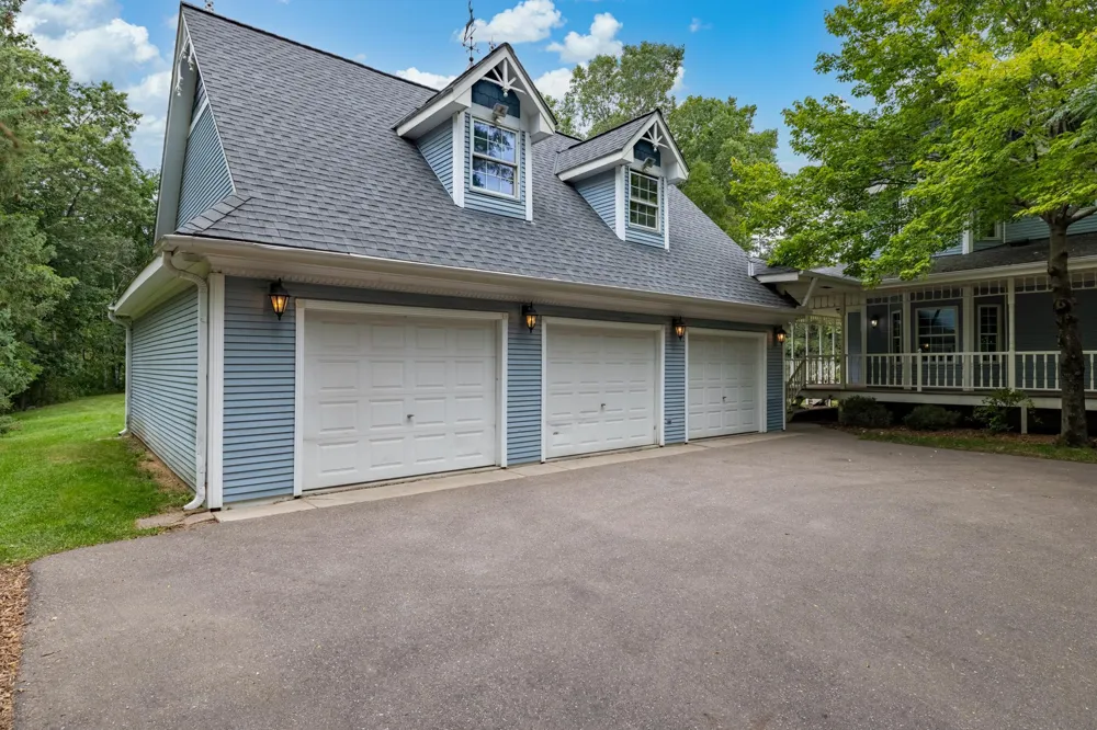 8620 Inver Grove Trail Inver Grove Heights, MN 55076