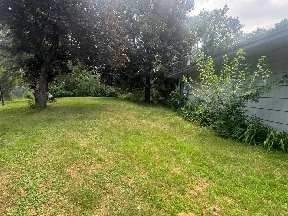 9149 Meadowview Road Bloomington, MN 55425