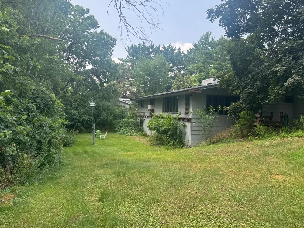 9149 Meadowview Road Bloomington, MN 55425