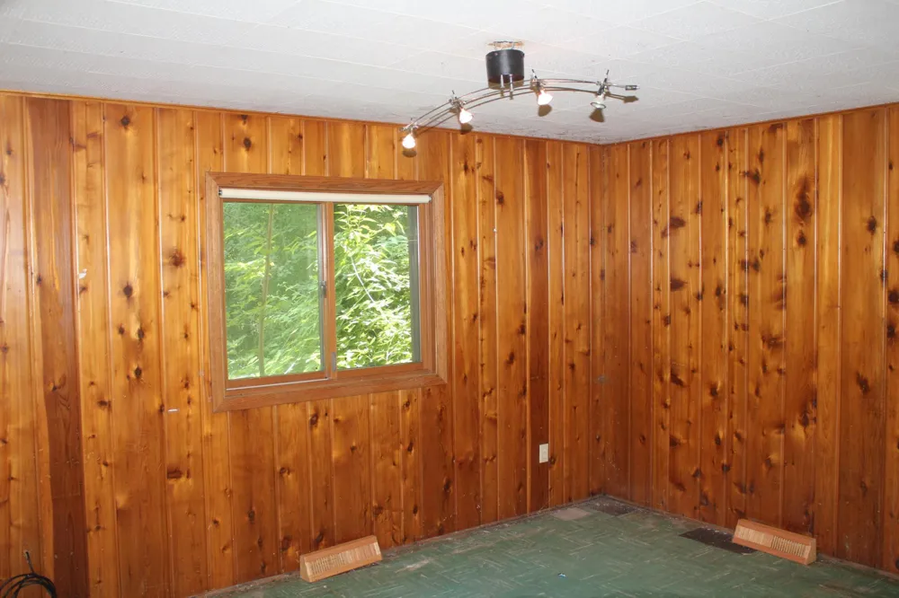 9149 Meadowview Road Bloomington, MN 55425