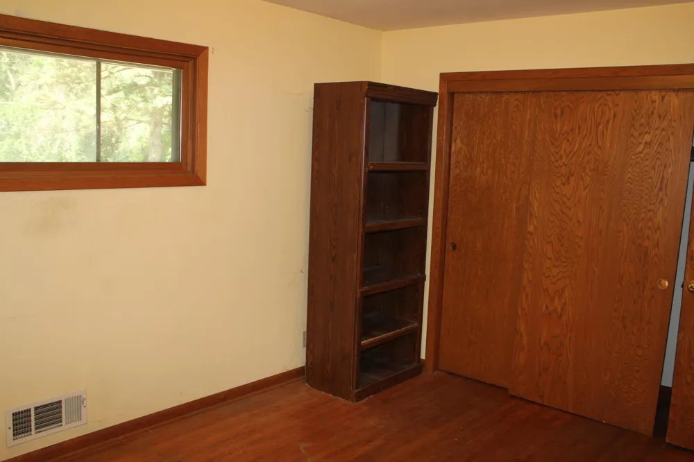 9149 Meadowview Road Bloomington, MN 55425