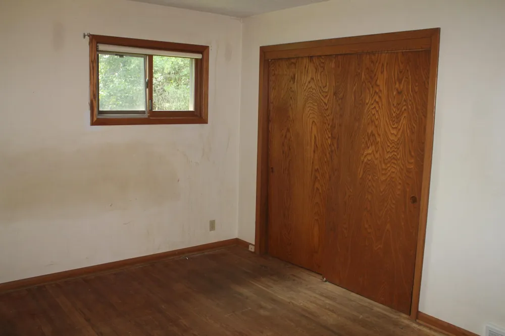 9149 Meadowview Road Bloomington, MN 55425