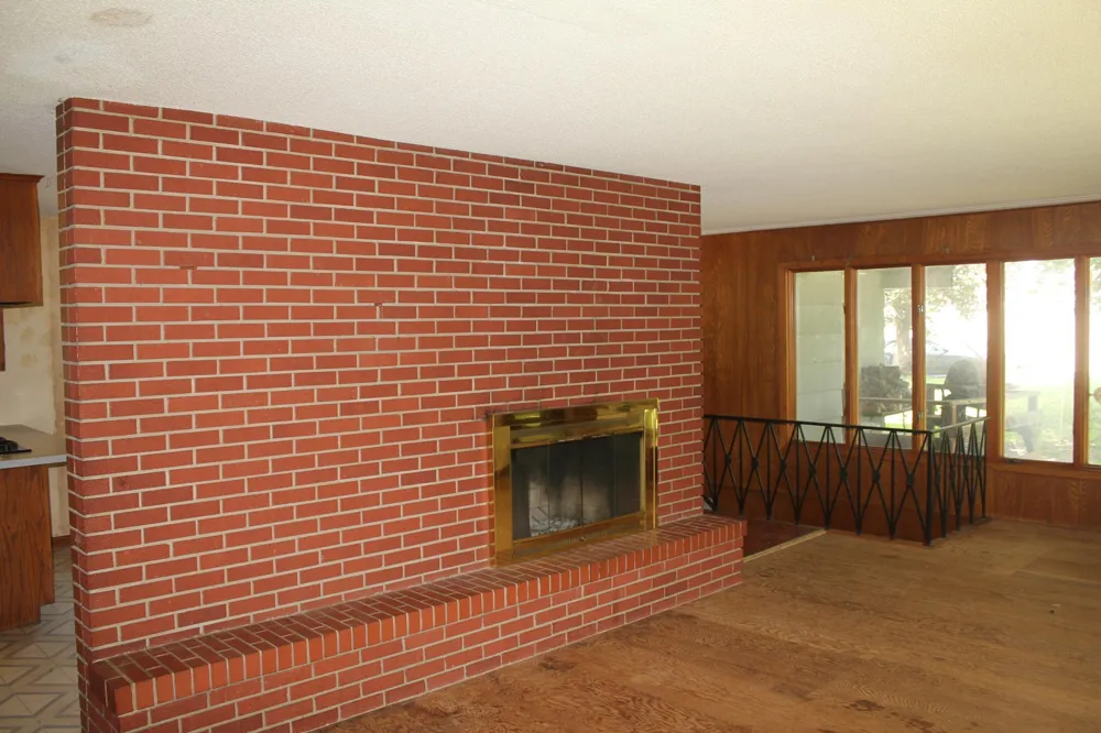 9149 Meadowview Road Bloomington, MN 55425