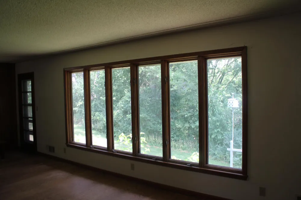 9149 Meadowview Road Bloomington, MN 55425