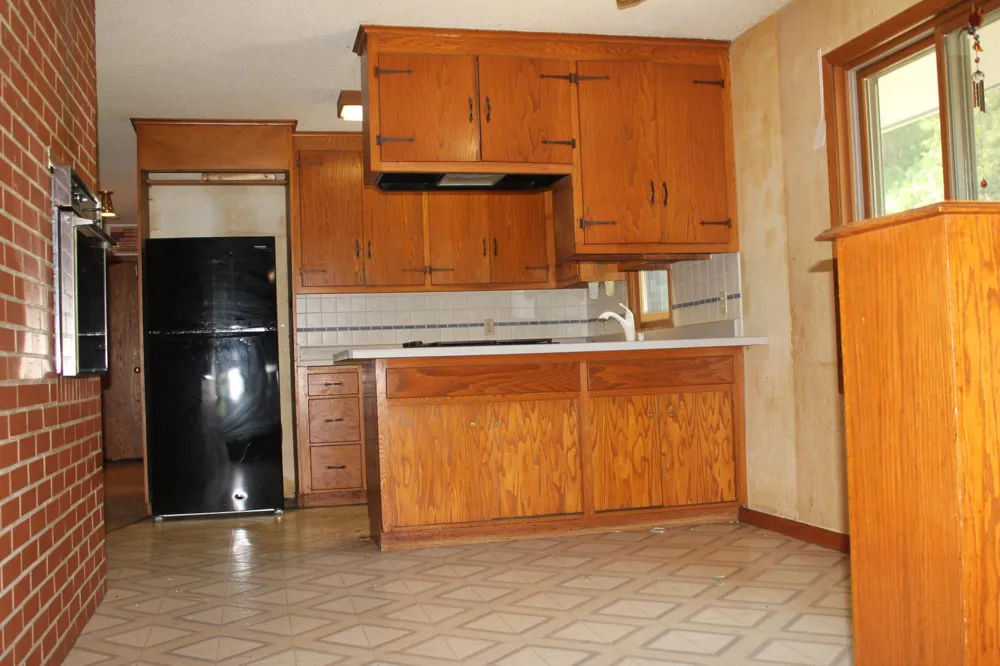 9149 Meadowview Road Bloomington, MN 55425