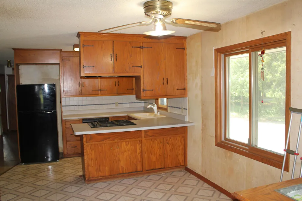 9149 Meadowview Road Bloomington, MN 55425