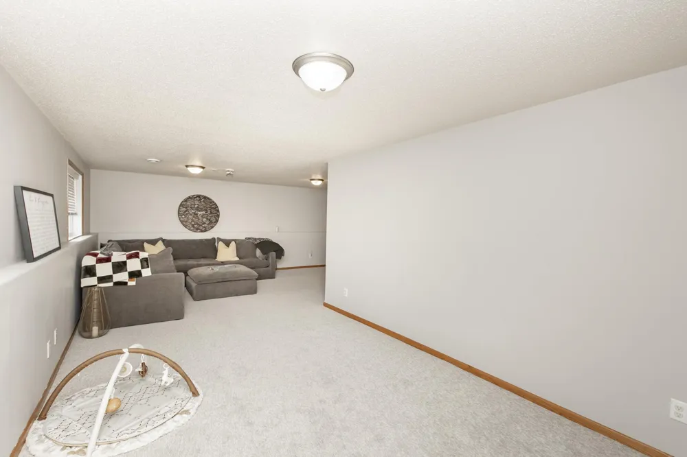 1219 DIVERSION DRIVE W West Fargo, ND 58078