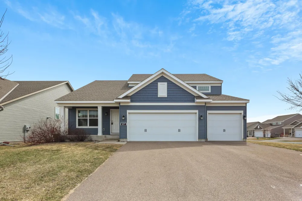 657 Copper Court Waconia, MN 55387
