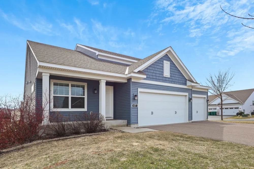 657 Copper Court Waconia, MN 55387