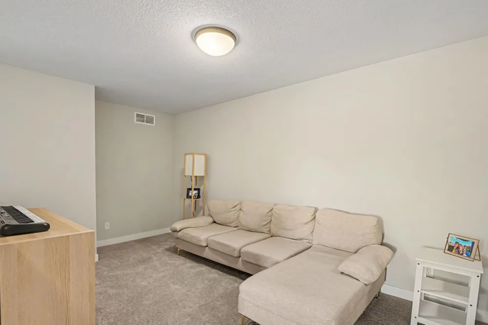 7860 W 145th Street Savage, MN 55378