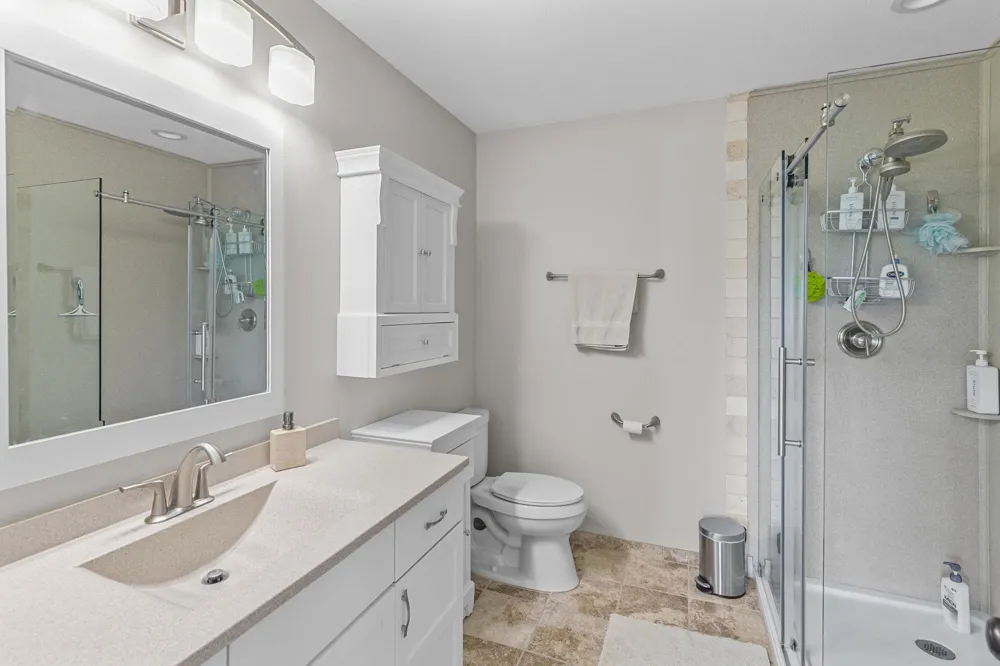 10590 257th Avenue NW Zimmerman, MN 55398