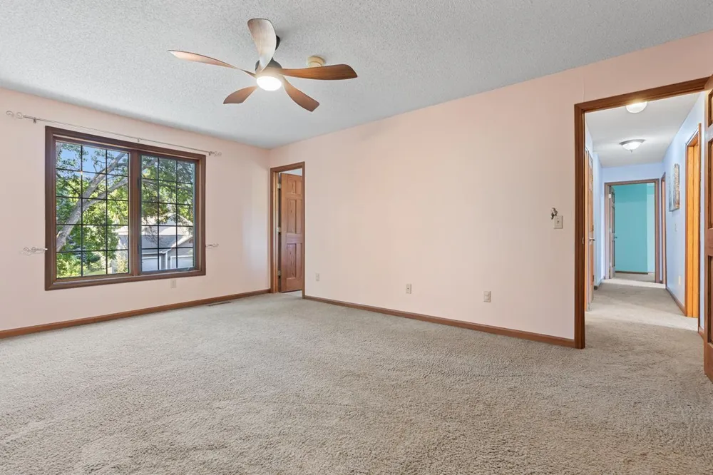 8818 Belvedere Drive Eden Prairie, MN 55347