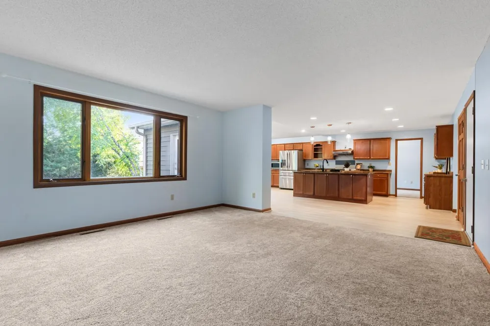 8818 Belvedere Drive Eden Prairie, MN 55347