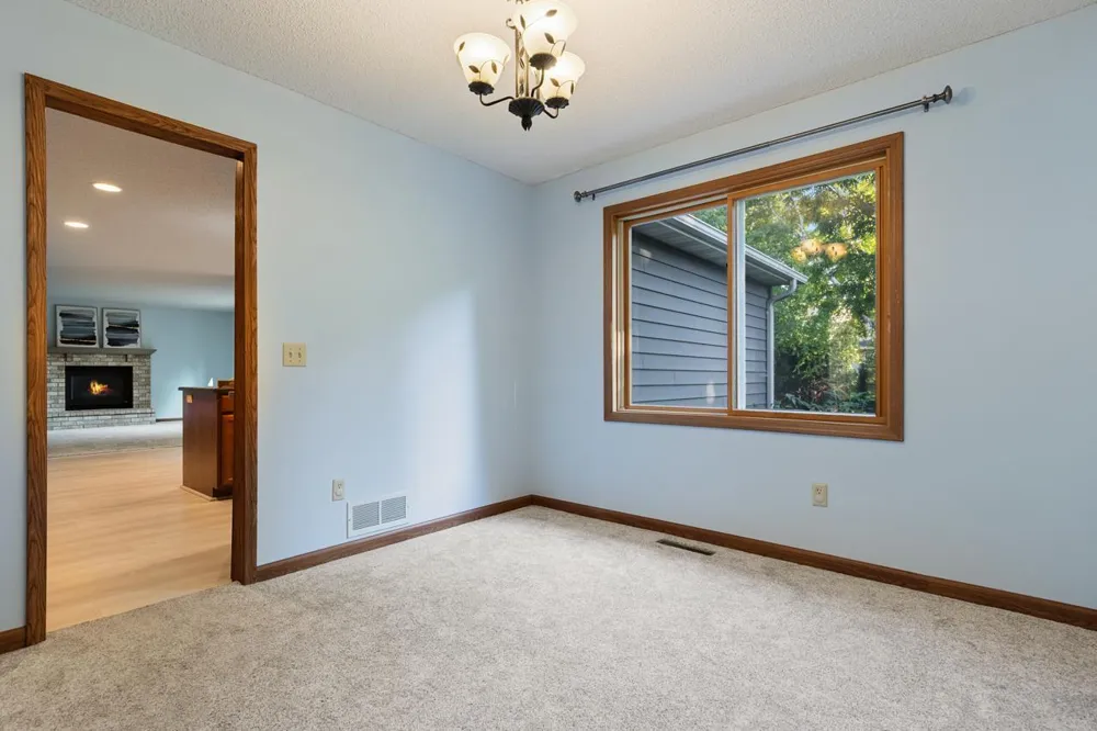 8818 Belvedere Drive Eden Prairie, MN 55347