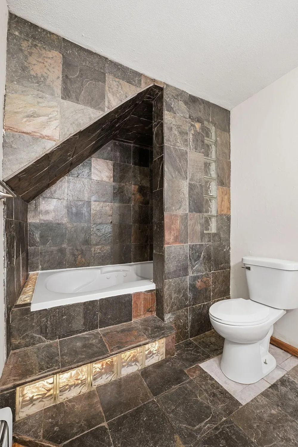 1032 Desoto Street Saint Paul, MN 55130