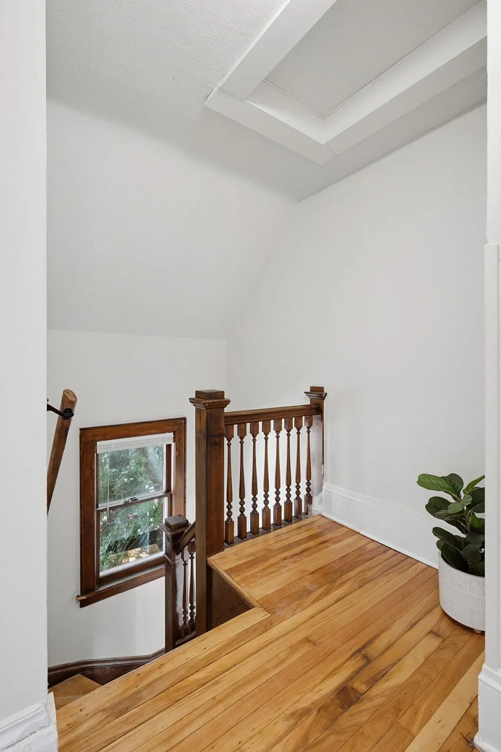 1032 Desoto Street Saint Paul, MN 55130