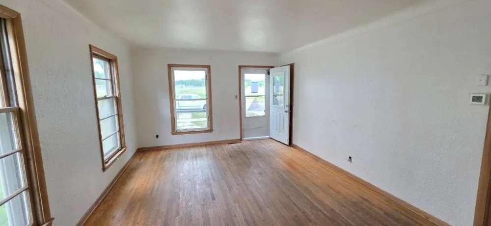 1034 Bidwell Street West Saint Paul, MN 55118