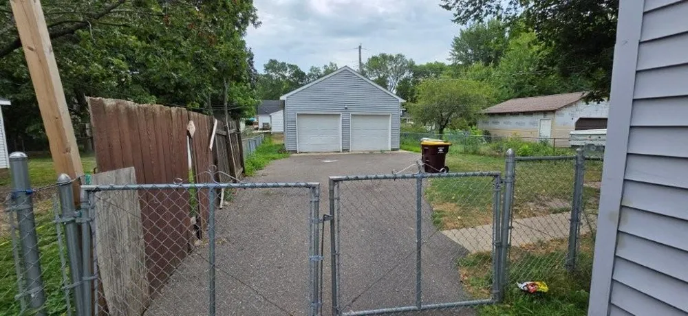 1034 Bidwell Street West Saint Paul, MN 55118