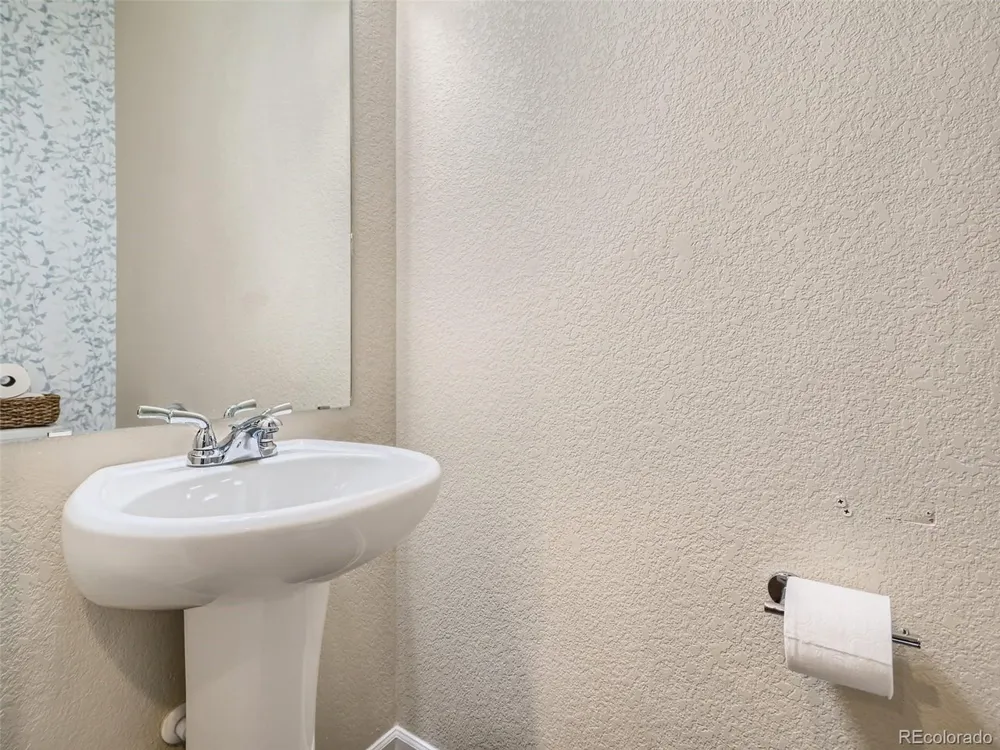 20000 E 40th Avenue #2 Denver, CO 80249
