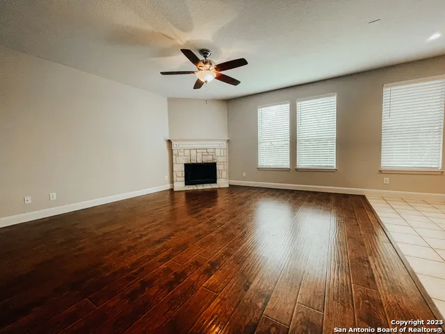 7738 Paraiso Cir Boerne, TX 78015