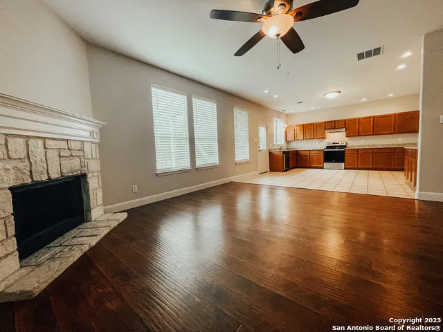 7738 Paraiso Cir Boerne, TX 78015