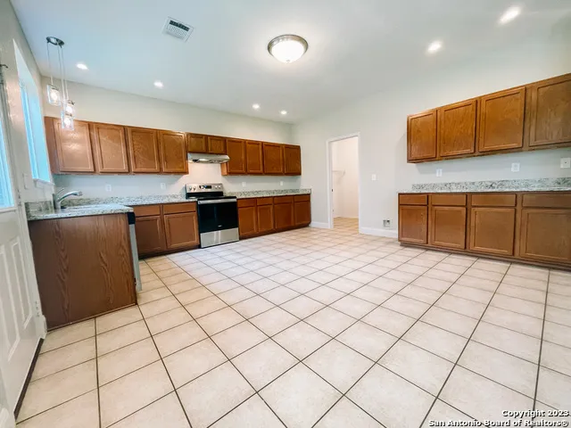 7738 Paraiso Cir Boerne, TX 78015