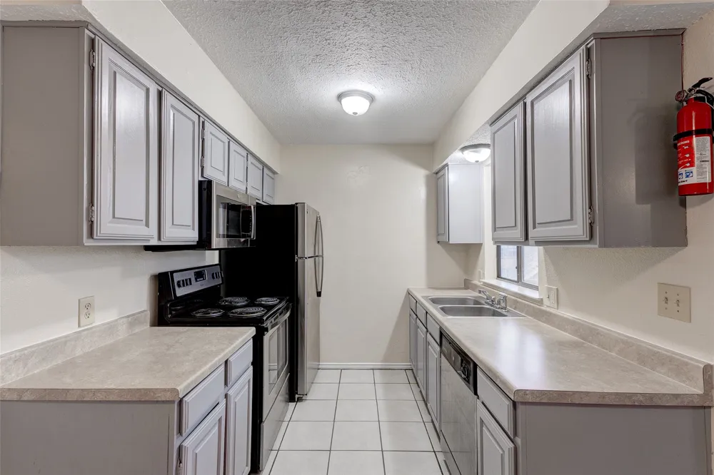 201 W Trinity Street #B Forney, TX 75126