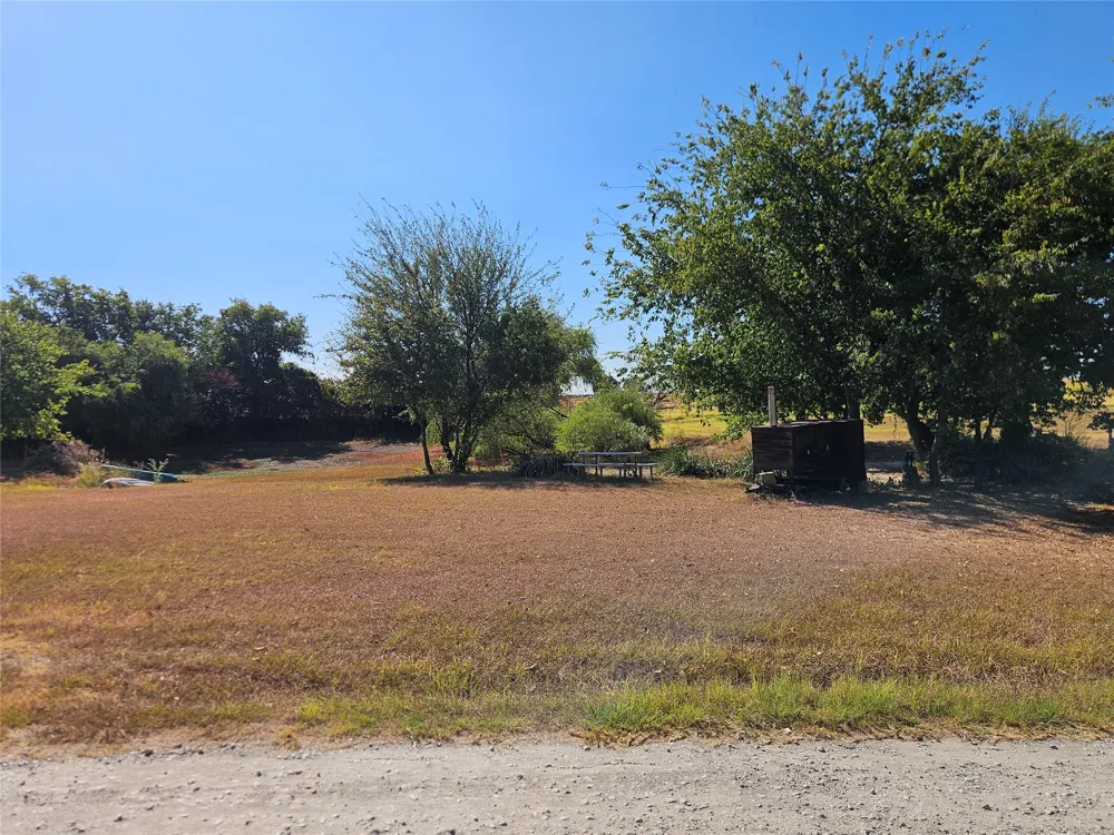 380 Pleasant View Drive Bridgeport, TX 76426
