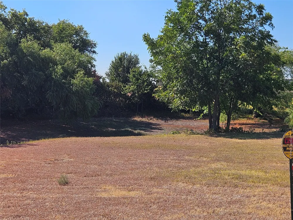 380 Pleasant View Drive Bridgeport, TX 76426